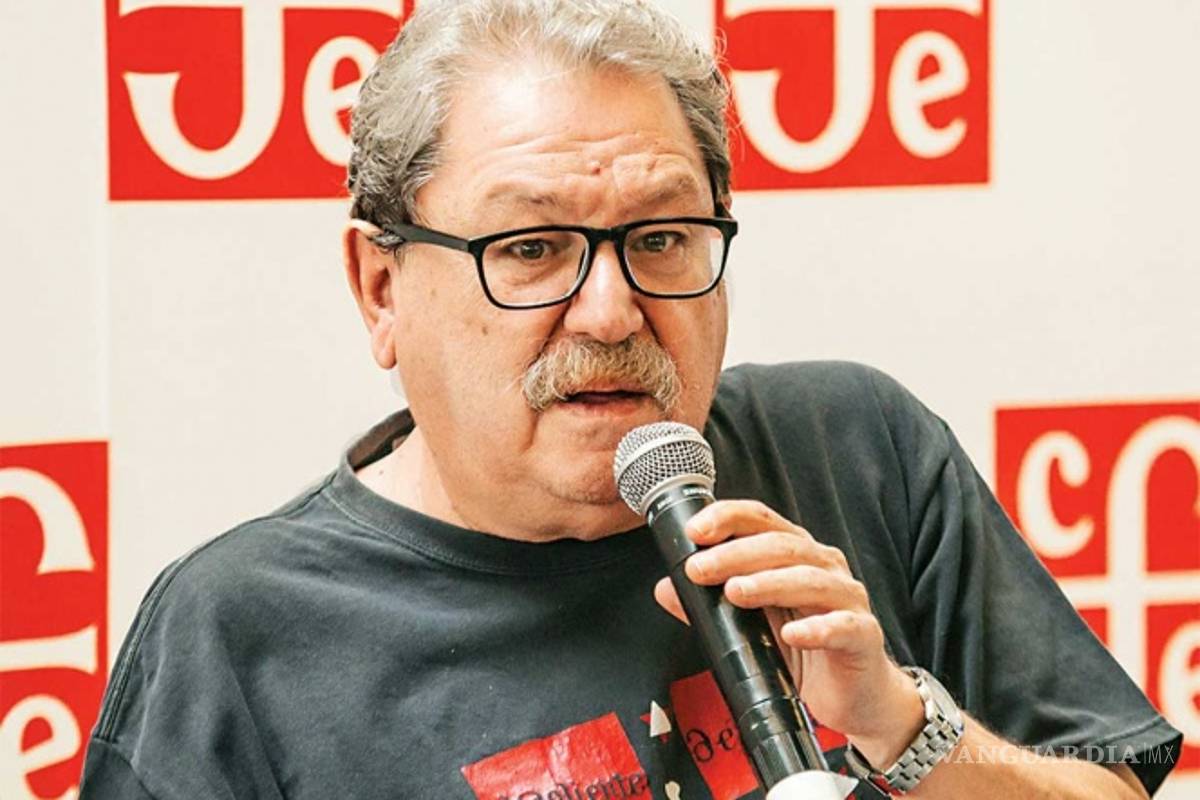 FCE cierra 25 librerías y aplaza ferias por coronavirus