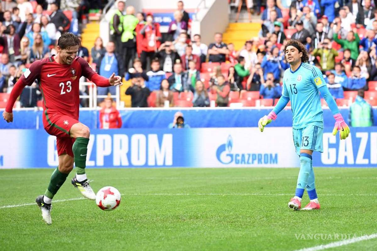 Memo Ochoa explotó contra el VAR