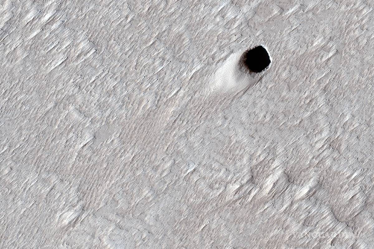 Detectan un enorme tubo de lava en el planeta rojo