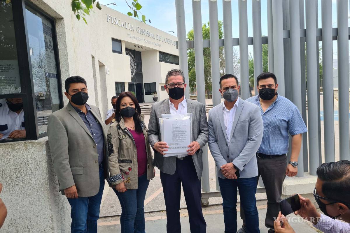 Regidores de Torreón denuncian al municipio por operar programas no autorizados