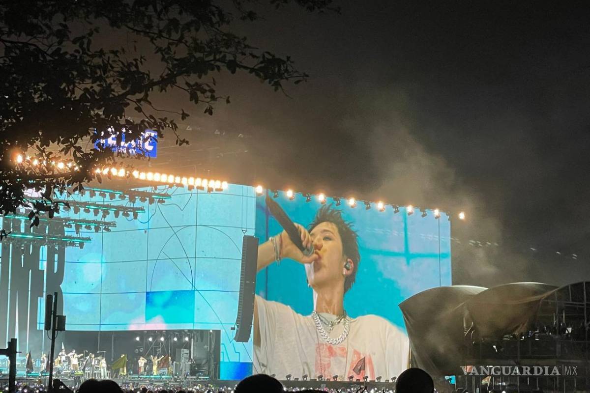 Mon Laferte sorprende de rubia y los coreanos de Seventeen se apoderan del Festival Pa’l Norte