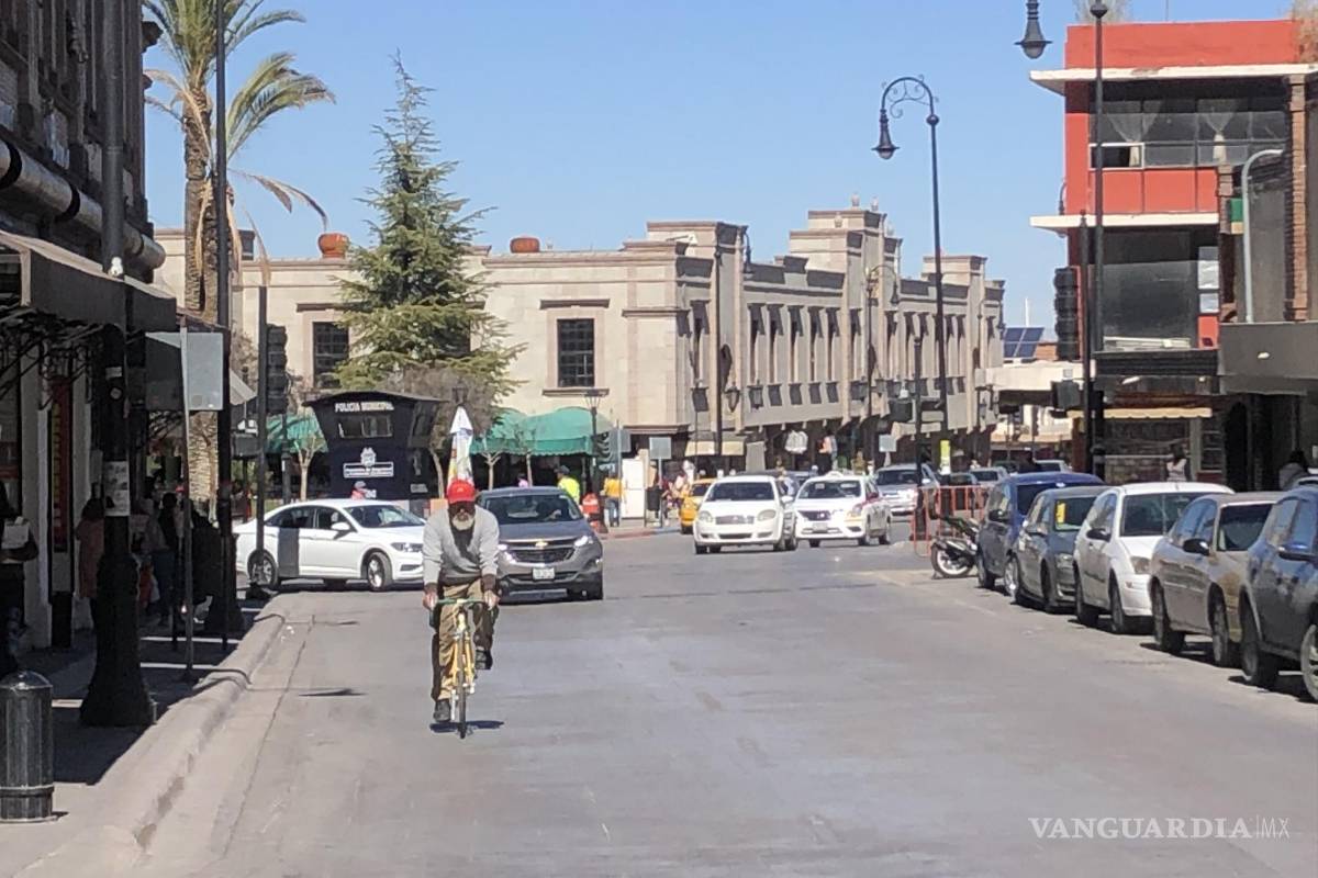 Saltillo: el mecánico de autos que prefiere andar en bicicleta