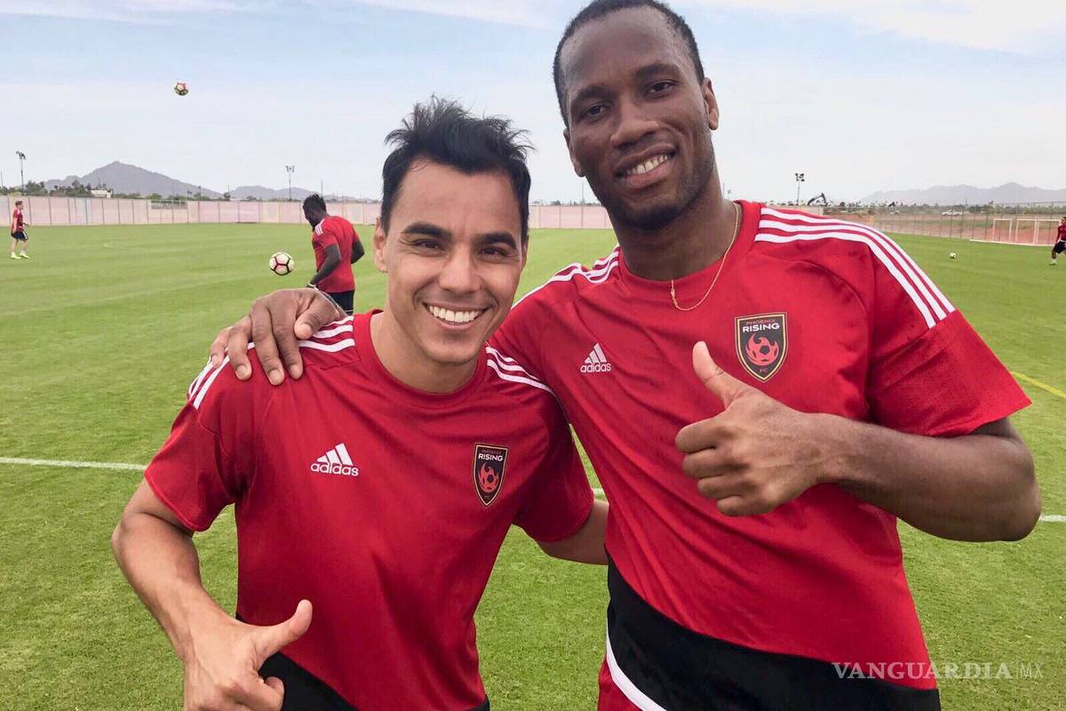 Omar Bravo da las gracias en Twitter, ¿se despide del futbol profesional?