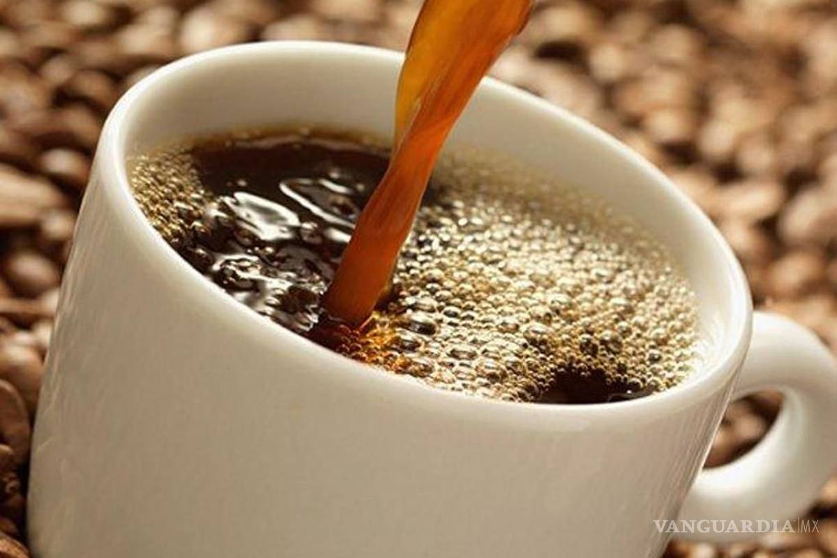 ¿Un cafecito, un cigarrito, una cervecita? todo eso te quita hasta 12% de tu salario