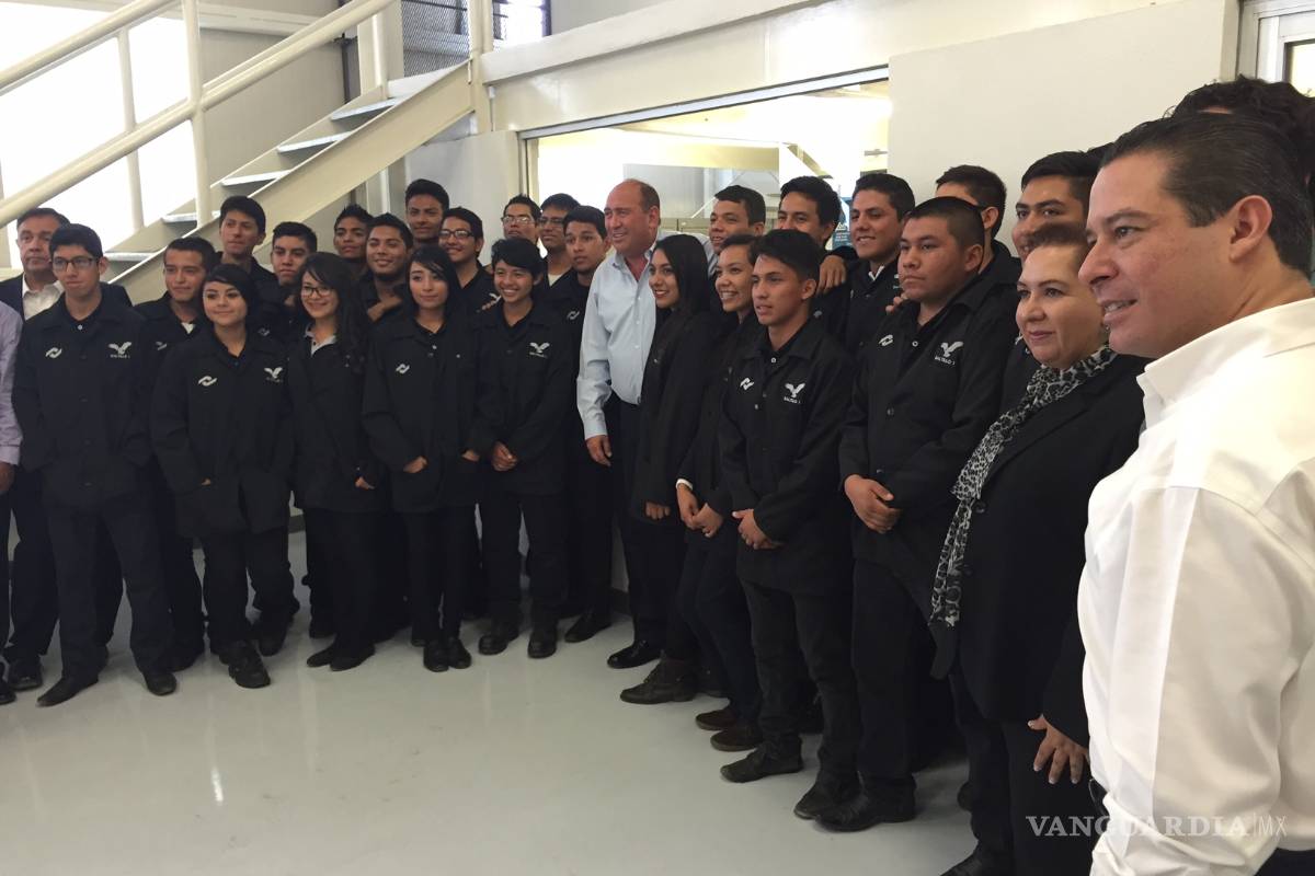 Inauguran talleres y laboratorios tecnológicos en Ramos Arizpe