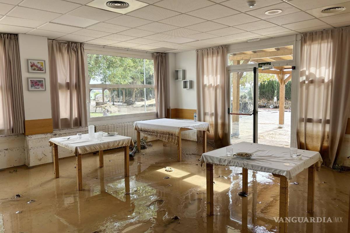 Una sombría búsqueda de cadáveres en Valencia, ciudad devastada por las inundaciones