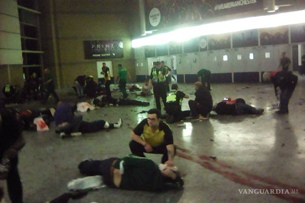 $!Tragedia en concierto de Ariana Grande, las imágenes que dejó el atentado en Mánchester