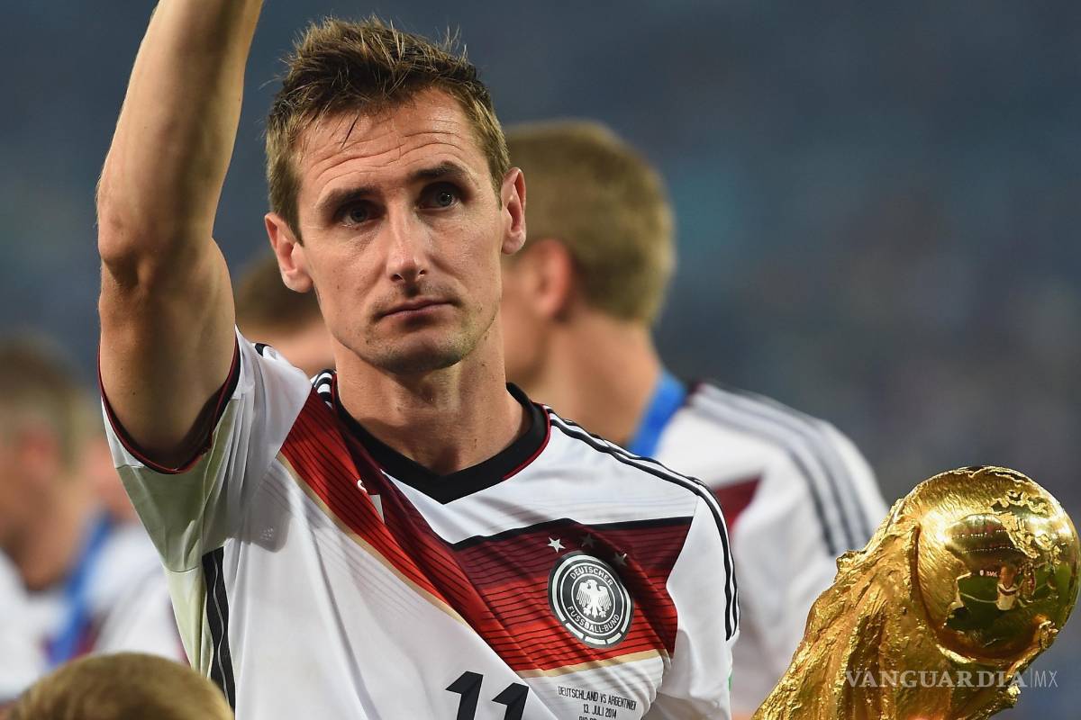 Miroslav Klose, máximo anotador en las historia de los mundiales, anunció su retiro
