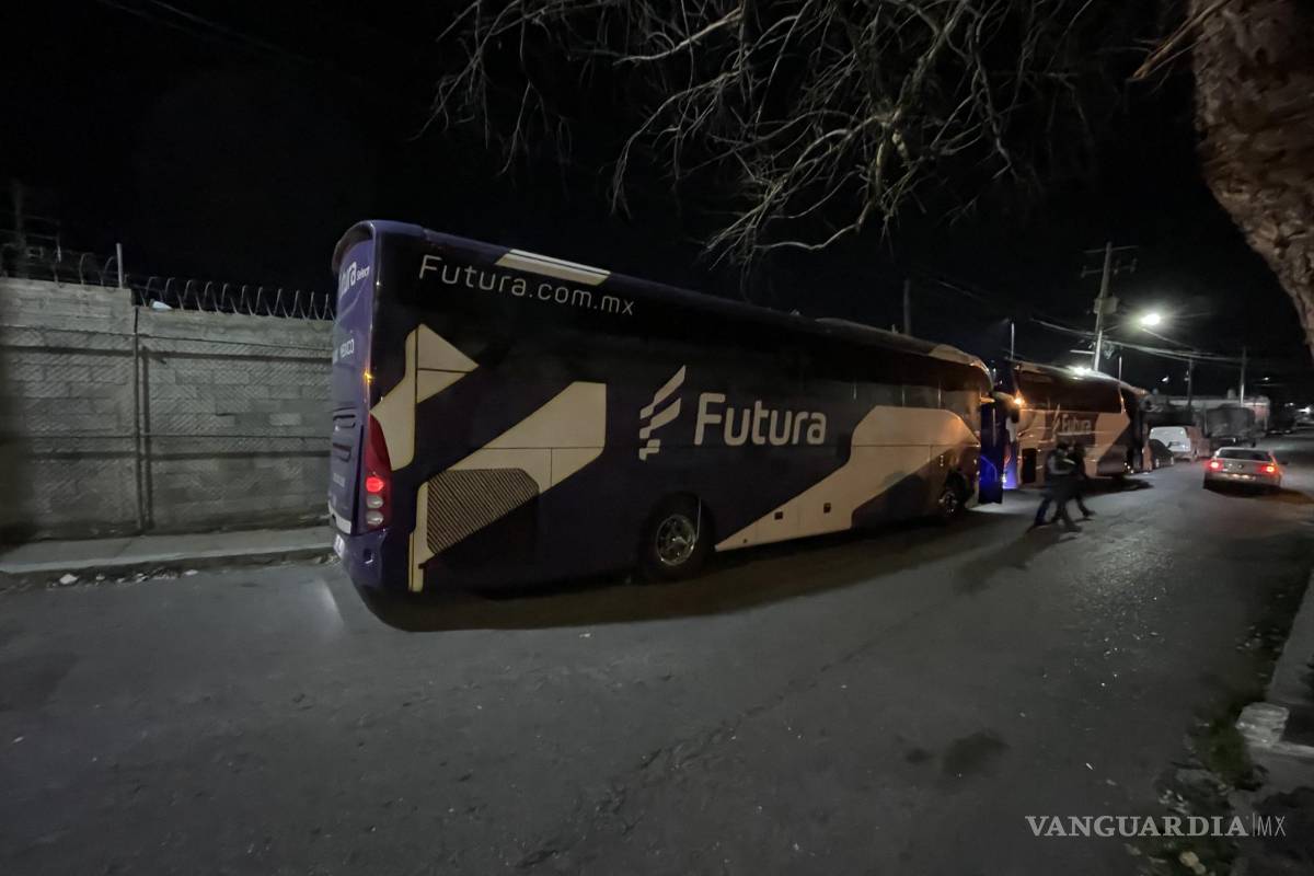 Aseguran a más de 50 indocumentados en camiones sobre la carretera Saltillo-Zacatecas