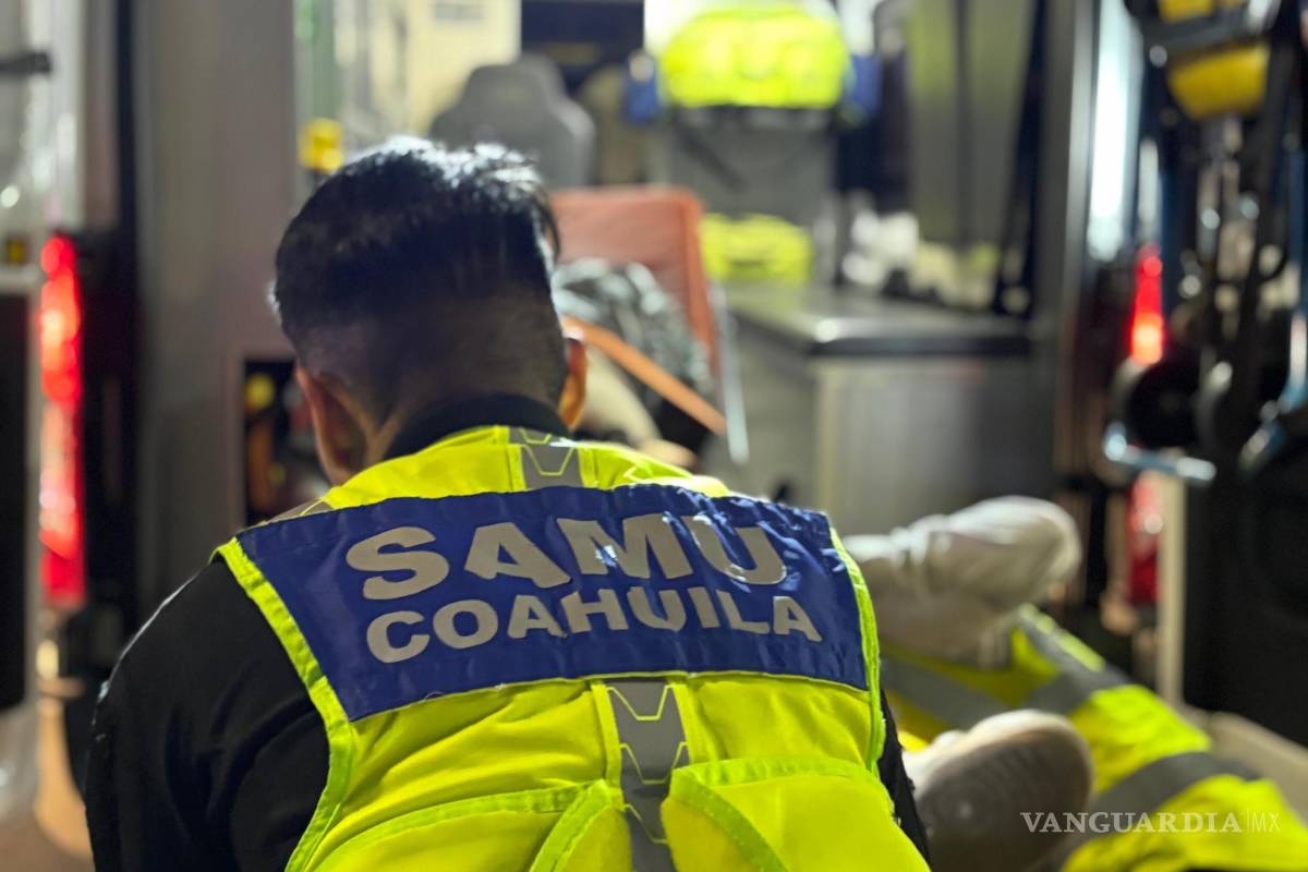 $!Paramédicos trasladaron al lesionado al Hospital General con fracturas graves.