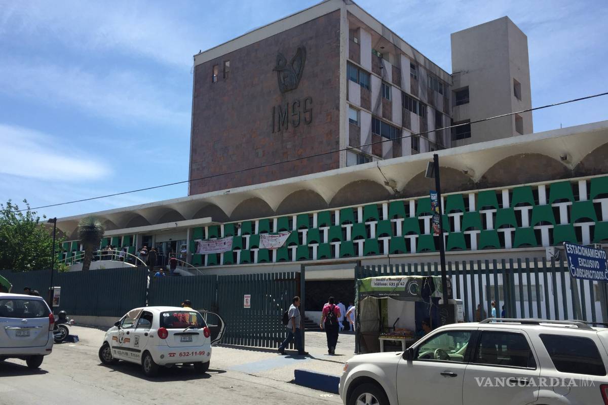 Médicos y enfermeras que atienden pacientes COVID-19 en IMSS Monclova ya cuentan con transporte gratuito