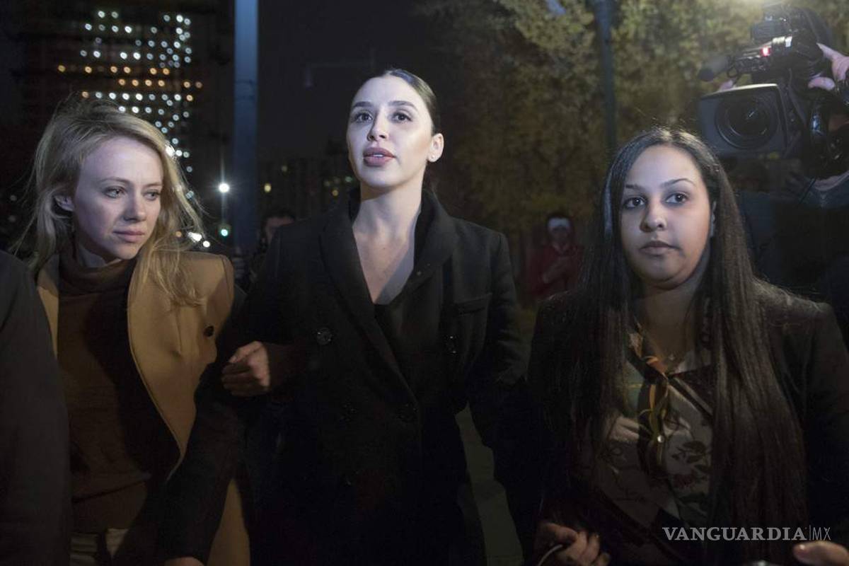 Todas las miradas sobre Emma Coronel, la otra protagonista del juicio de “El Chapo” Guzmán