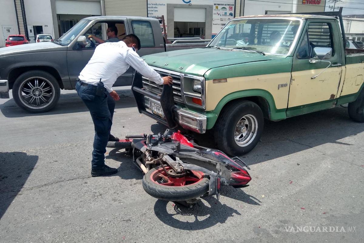Saltillo: Deja grave a motociclista a quien le quitó derecho de paso
