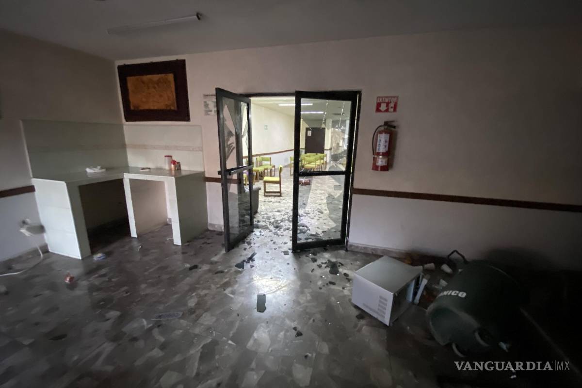 Obreros de AHMSA causan destrozos a la Capilla de la Sección 288