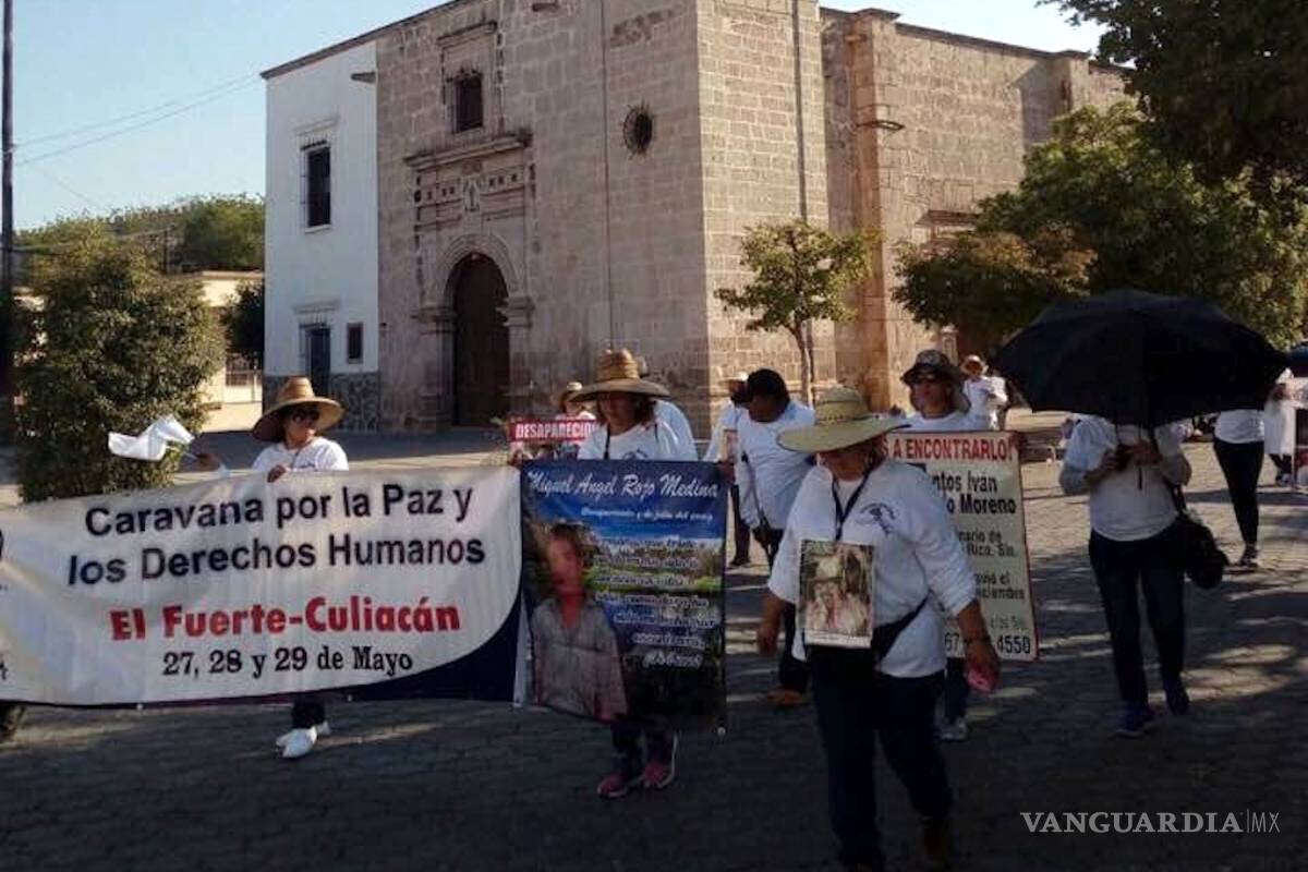 Reclaman justicia por Valdez en caravana en Sinaloa