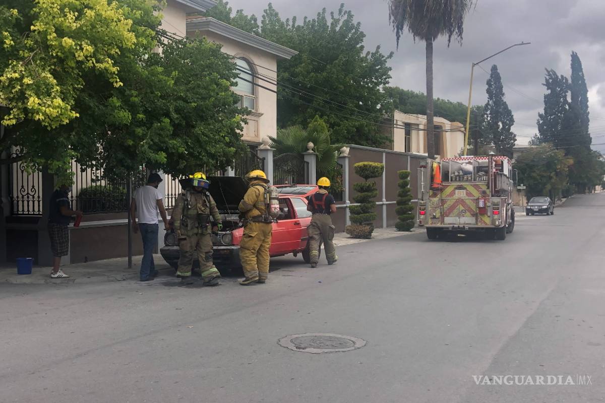 Termina sin auto por un cortocircuito al norte de Saltillo