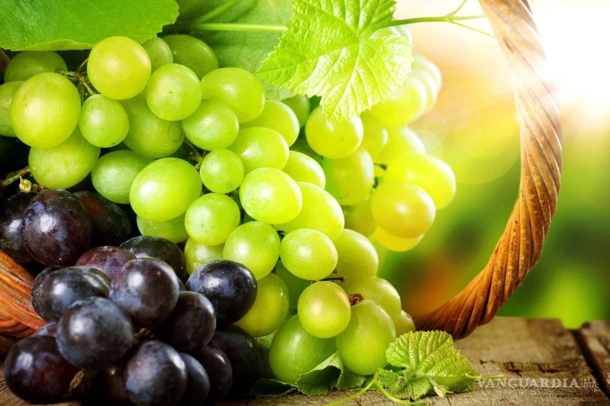 Comer uvas puede salvar tu vida; reducen glucosa y presión arterial