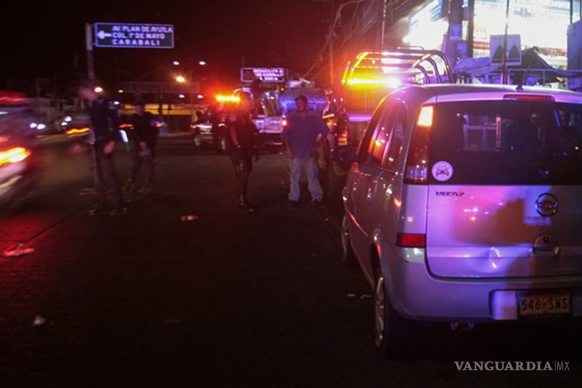 Reportan cinco vehículos incendiados en diferentes puntos de Acapulco