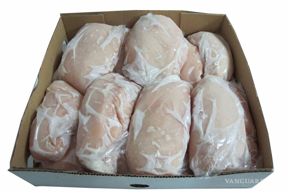 Hay colusión de empresas para encarecer el pollo: Cofece