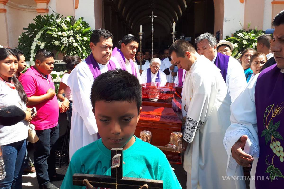 Vinculan con criminales a sacerdotes asesinados en Guerrero