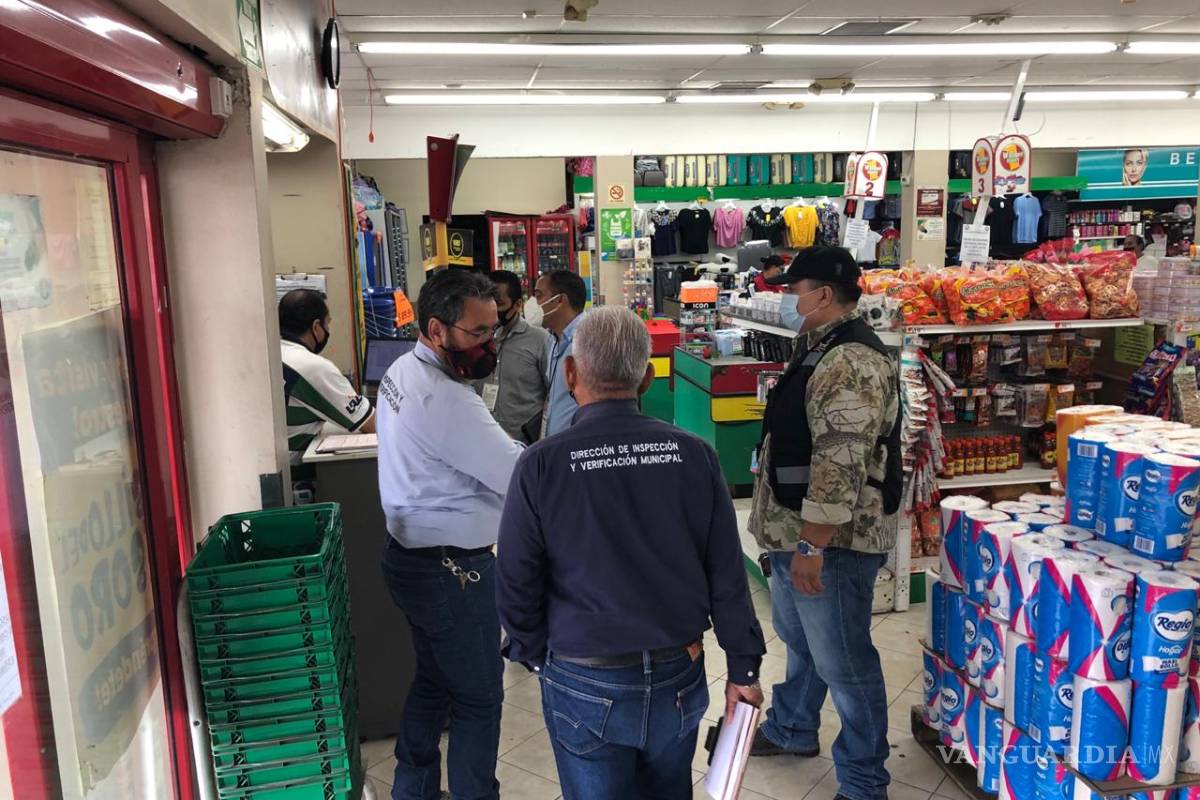 Clausuran en Torreón tienda Waldos y sucursal de Las Alitas por incumplir medidas sanitarias contra COVID-19