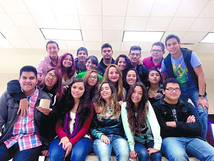 Somos chavos y actuamos