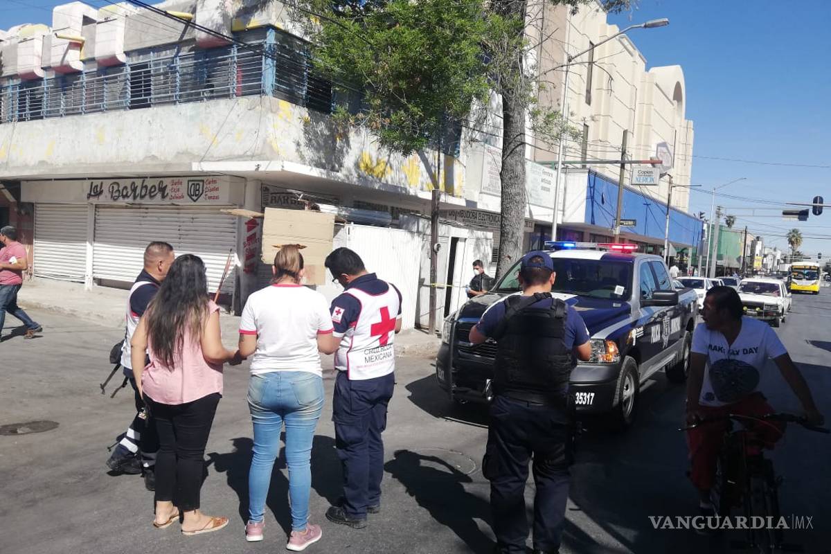 Hallan a hombre muerto dentro de un local en Torreón
