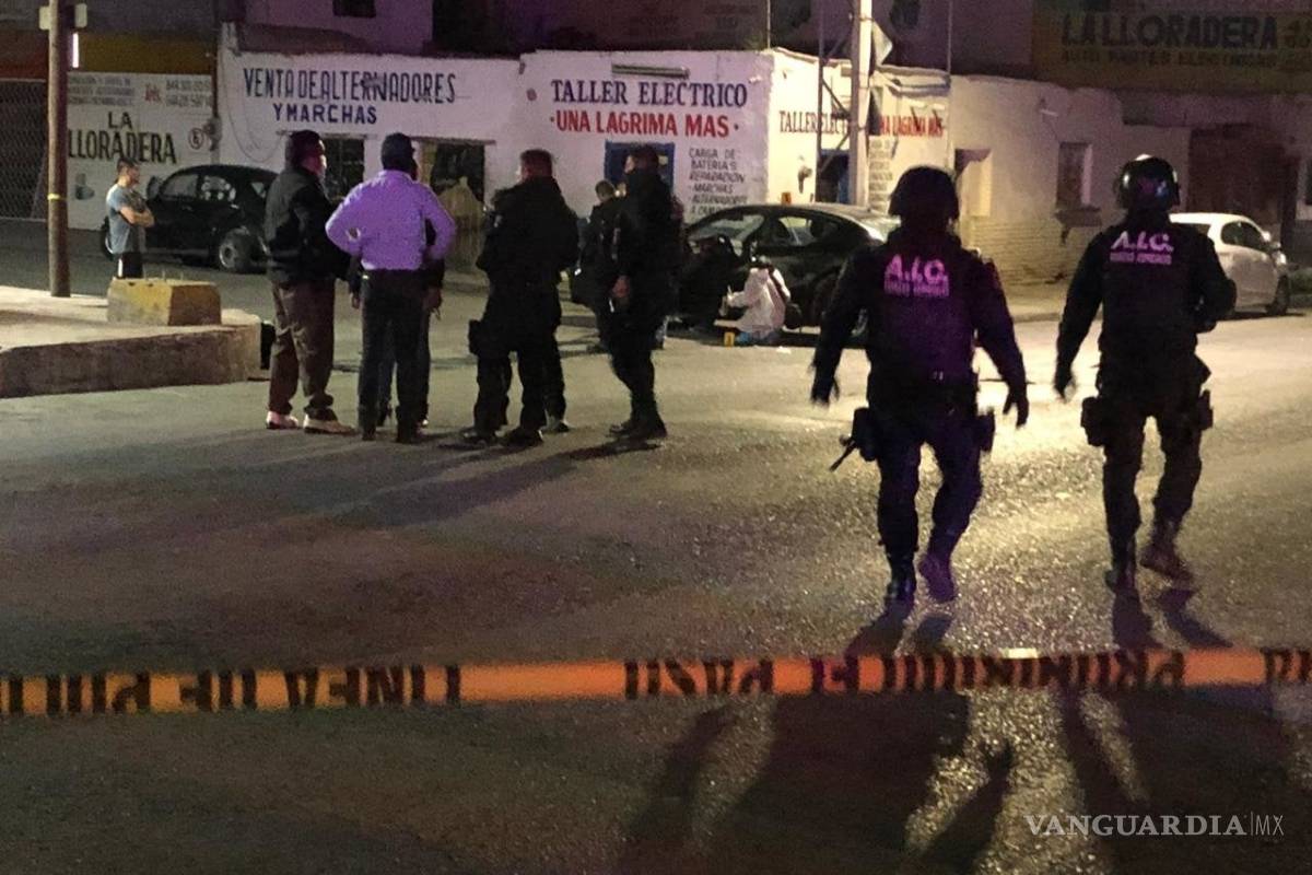 Prófugo policía que asesinó de tres balazos a mecánico en Saltillo