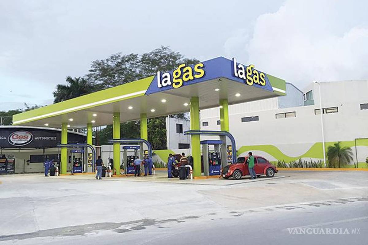 Comienzan a operar primeras gasolineras que competirán con Pemex