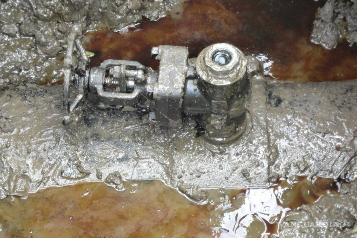 Catean bodega en Ramos Arizpe; hallan ducto ordeñado de Petróleos Mexicanos