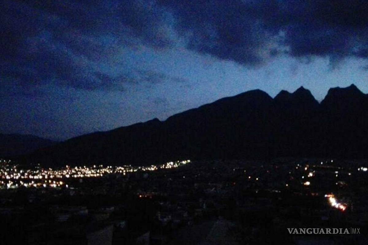 Anuncian más apagones ahora en San Pedro y Monterrey