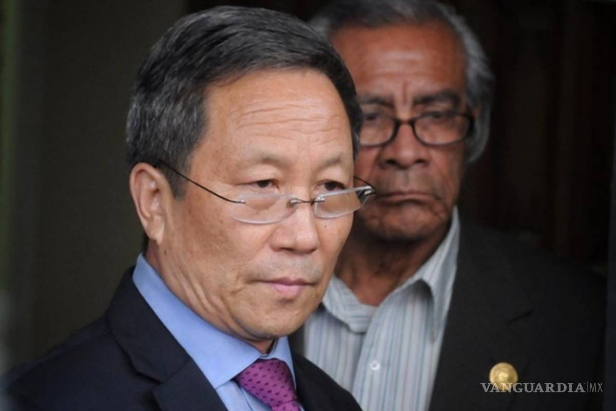 Embajador de Corea del Norte abandona México
