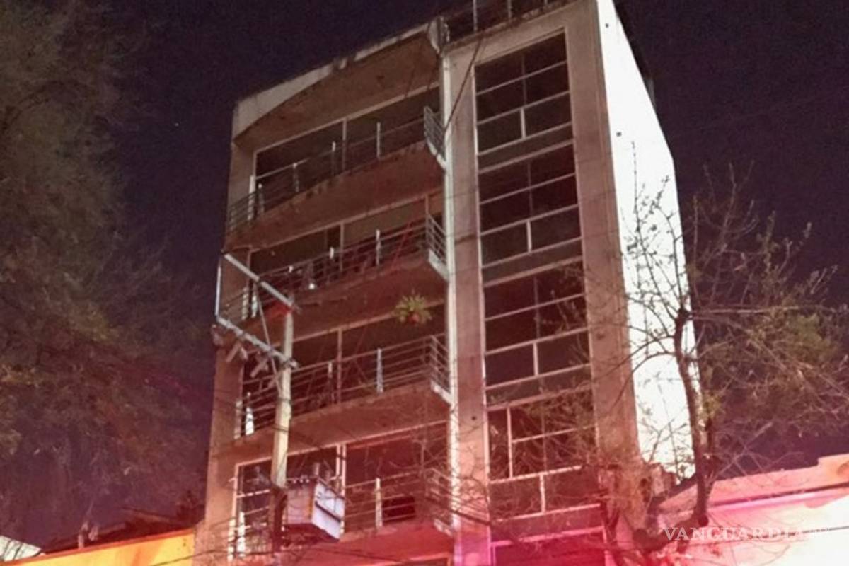 Hombre muere electrocutado dentro de su casa en CDMX