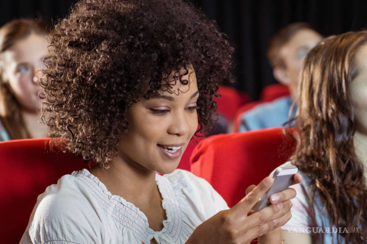 El 44% de usuarios de smartphones 'no puede dejar de revisarlo'