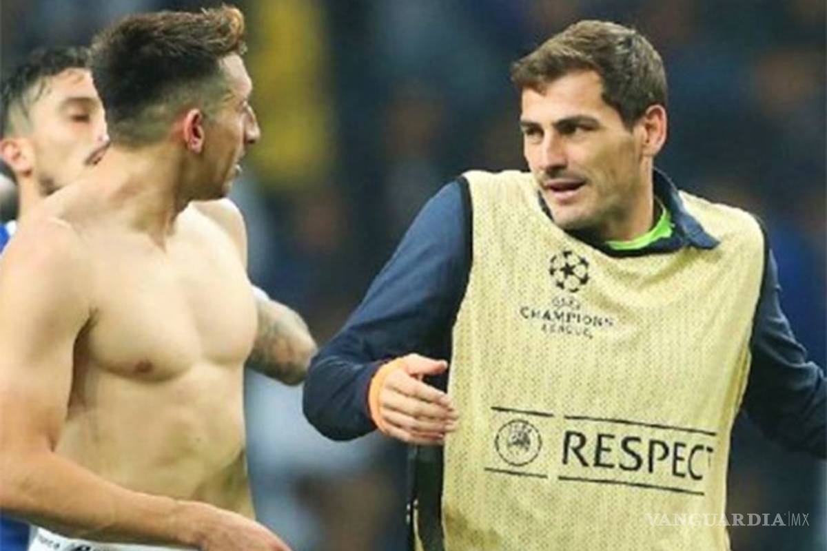 Casillas se burla de Héctor Herrera