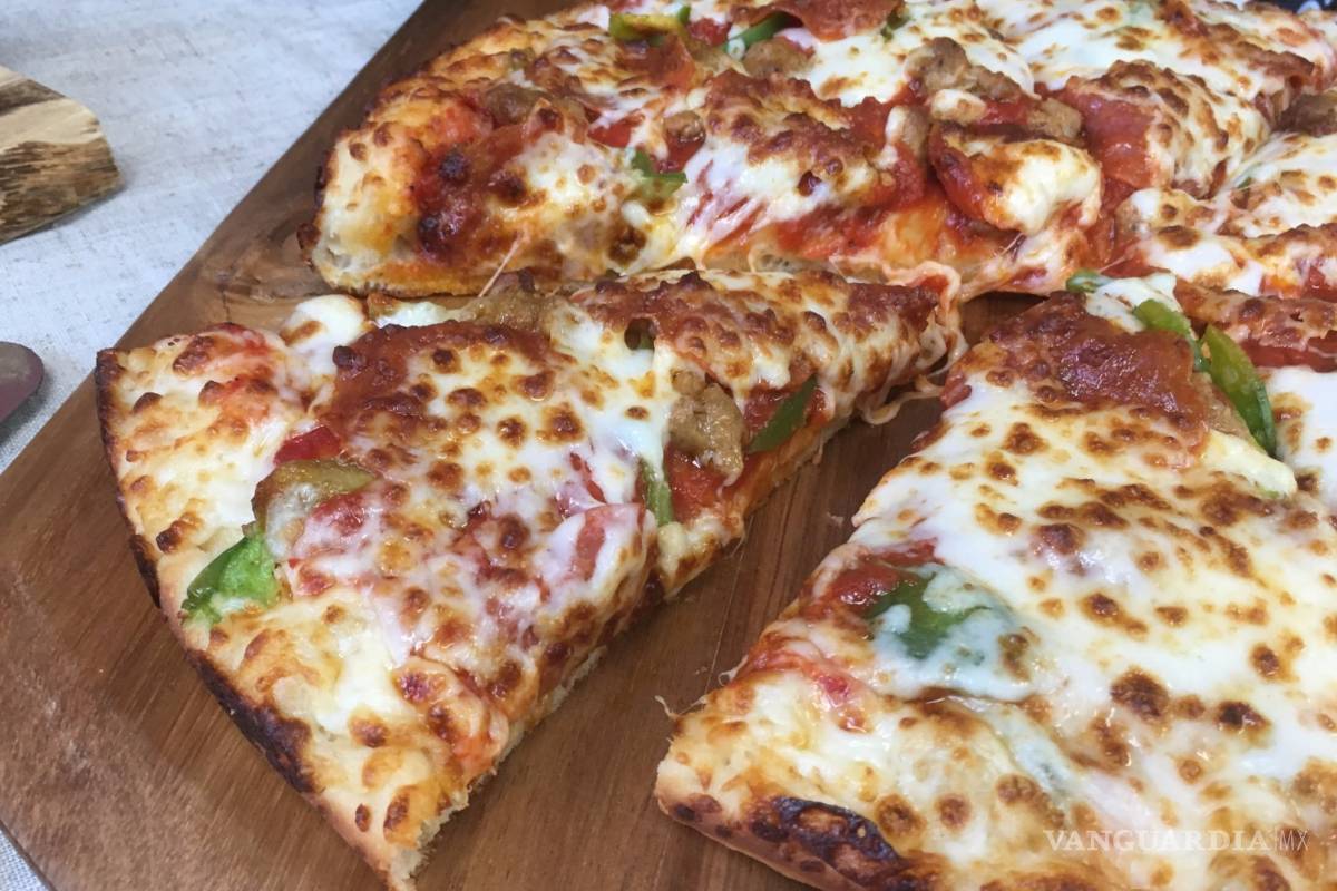 ¡Caen las ventas de Papa John's! CEO de la compañía culpa a la NFL