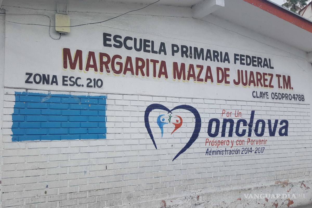 Exigen destitución de directora de escuela en Monclova por hacer mal uso de los recursos