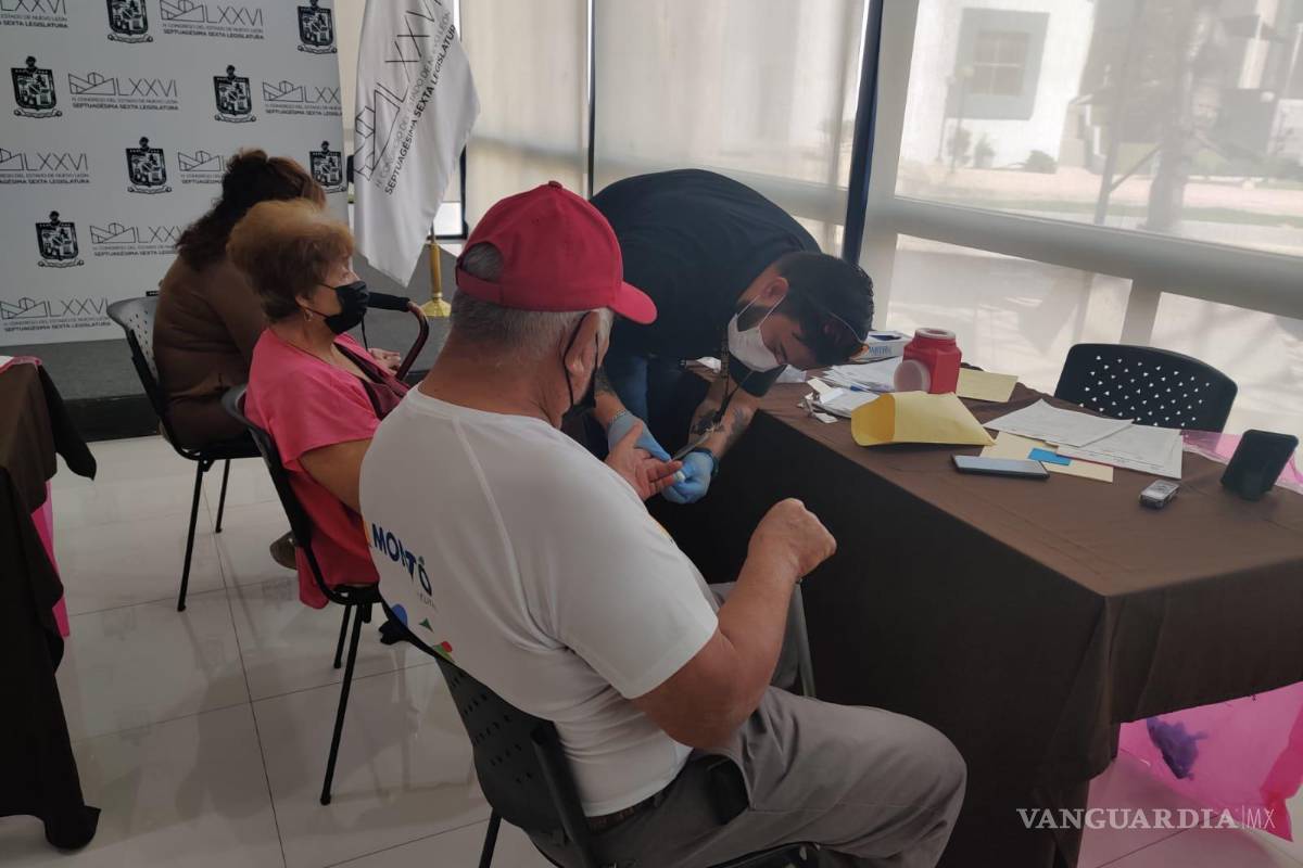 En Nuevo León toman muestras referenciales de ADN a familiares de desaparecidos