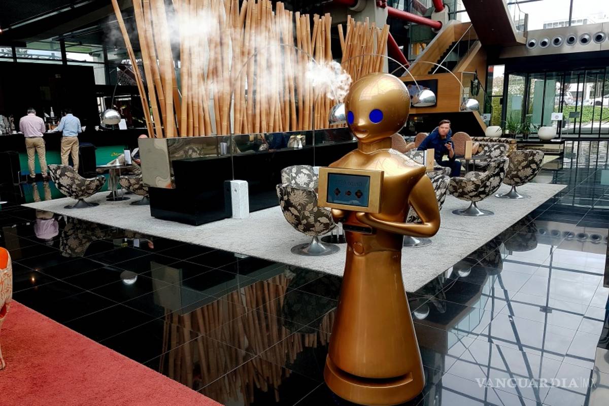 $!Robots, héroes anónimos en los hospitales contra la batalla contra el COVID-19