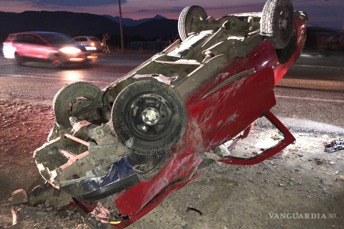 Domingo de accidentes viales en Saltillo: hubo cuantiosos daños materiales