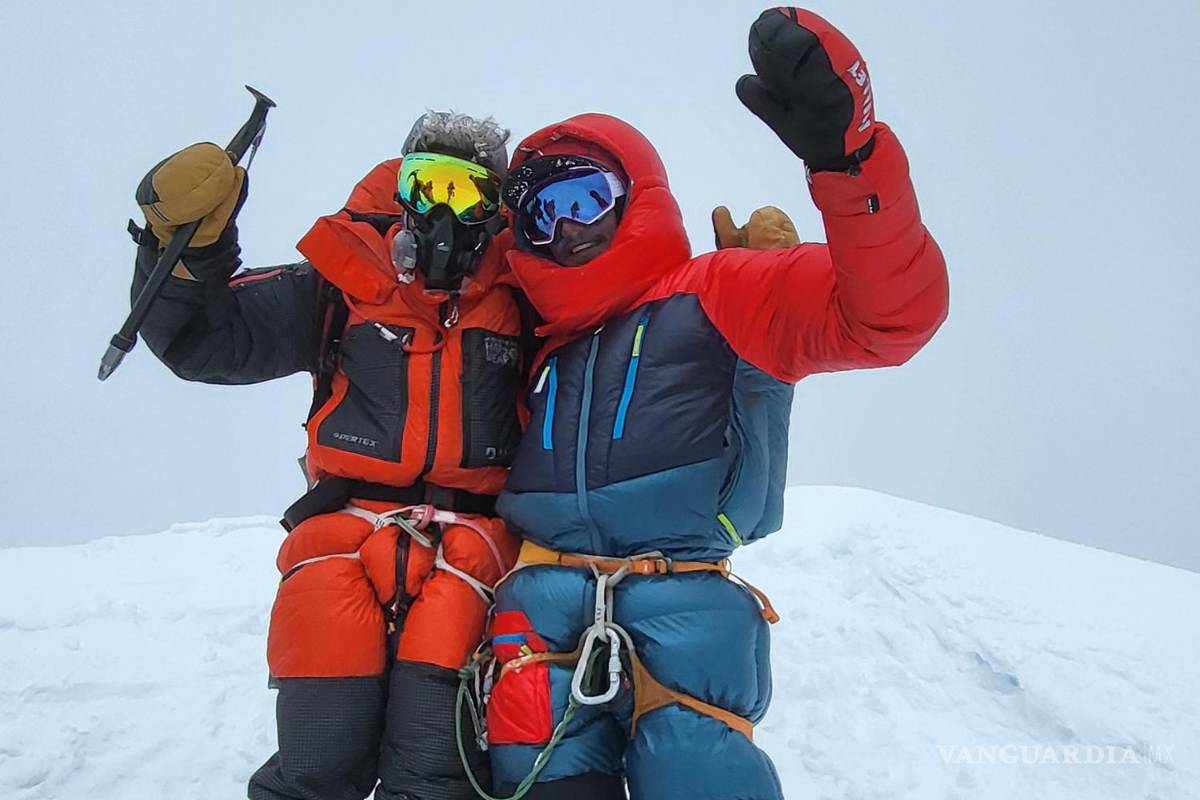 Aventura en el Broad Peak: El saltillense Sebastián Arizpe y Max Álvarez conquistan la cumbre del Karakórum