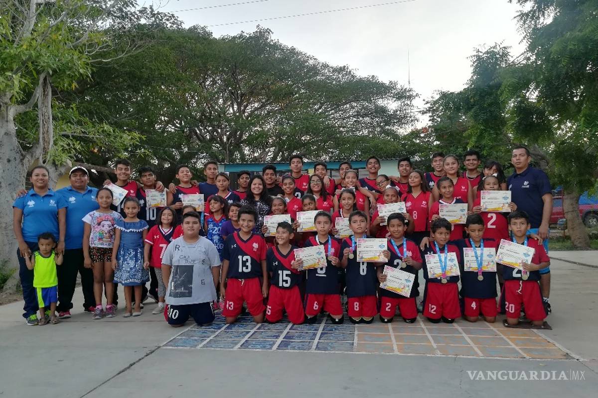 Niños zapotecas ganan campeonato nacional de voleibol