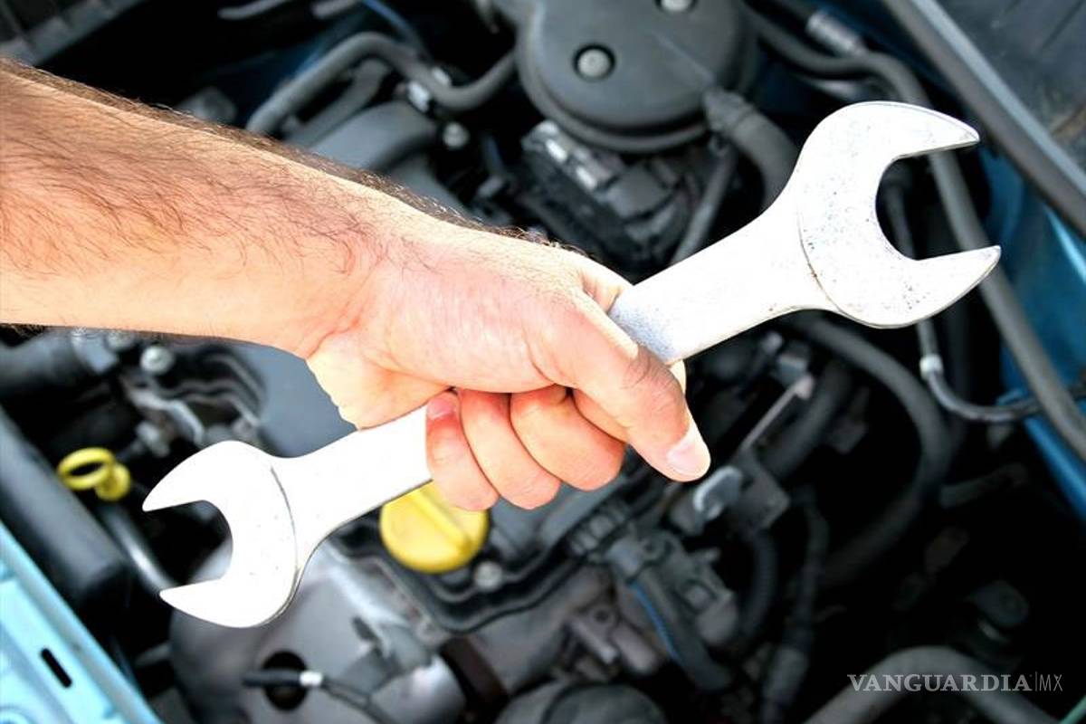 Emiten alerta por posibles fallas en autos de Ford, Wolkswagen y Jeep