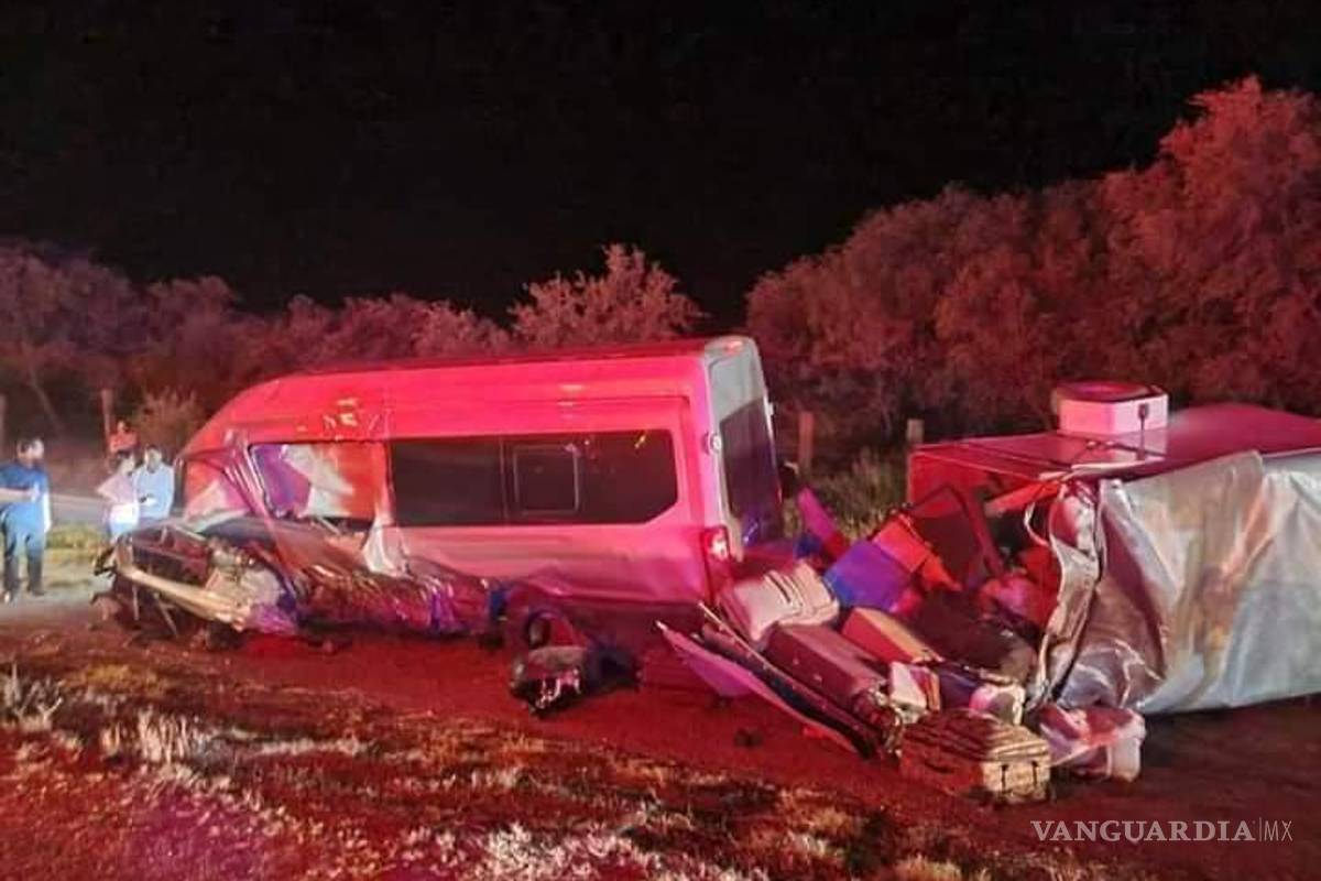 Carreterazo en la Nava-Allende deja 2 muertos y 15 lesionados