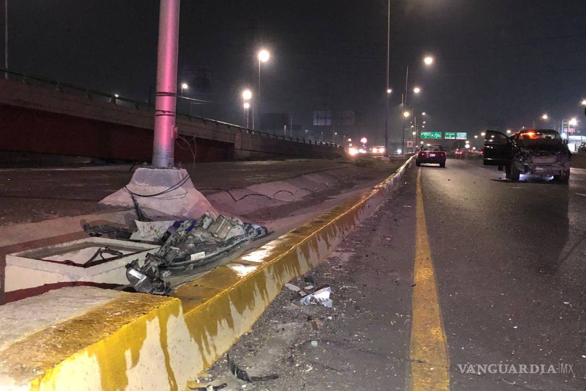 $!Automovilistas reportaron el incidente al número de emergencias 911.