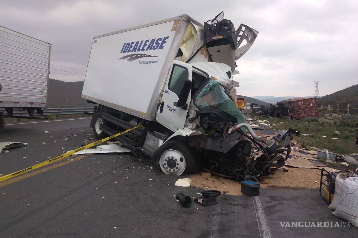 Fallecen dos personas en trágico carreterazo en la Zacatecas; dos más resultan heridas
