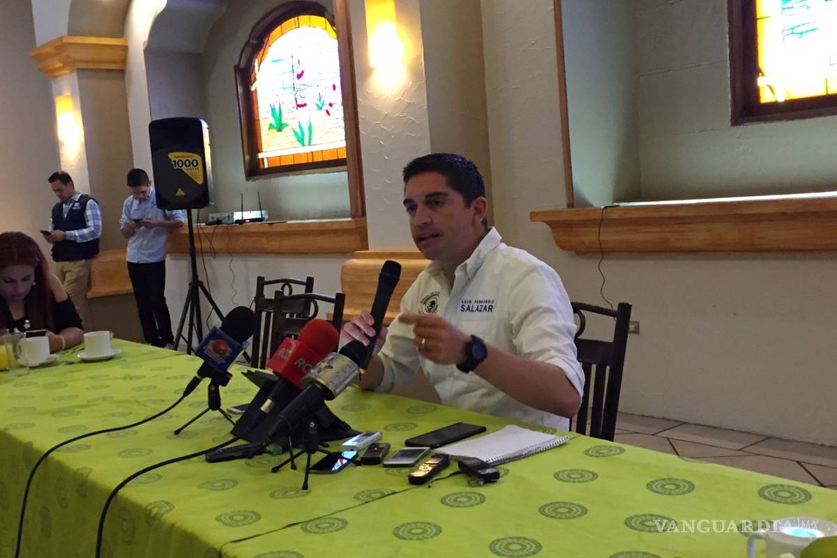 Luis Fernando Salazar presenta informe de actividades legislativas