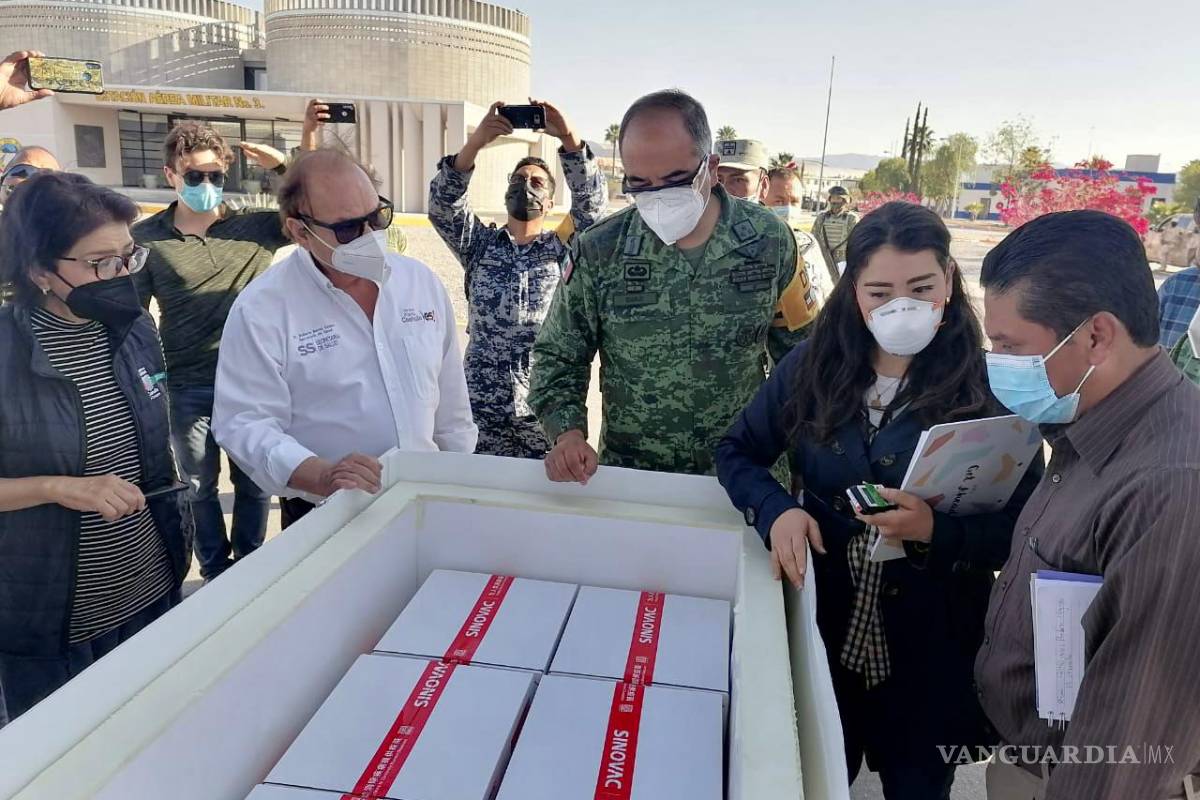 Llegan a Coahuila vacunas de Sinovac