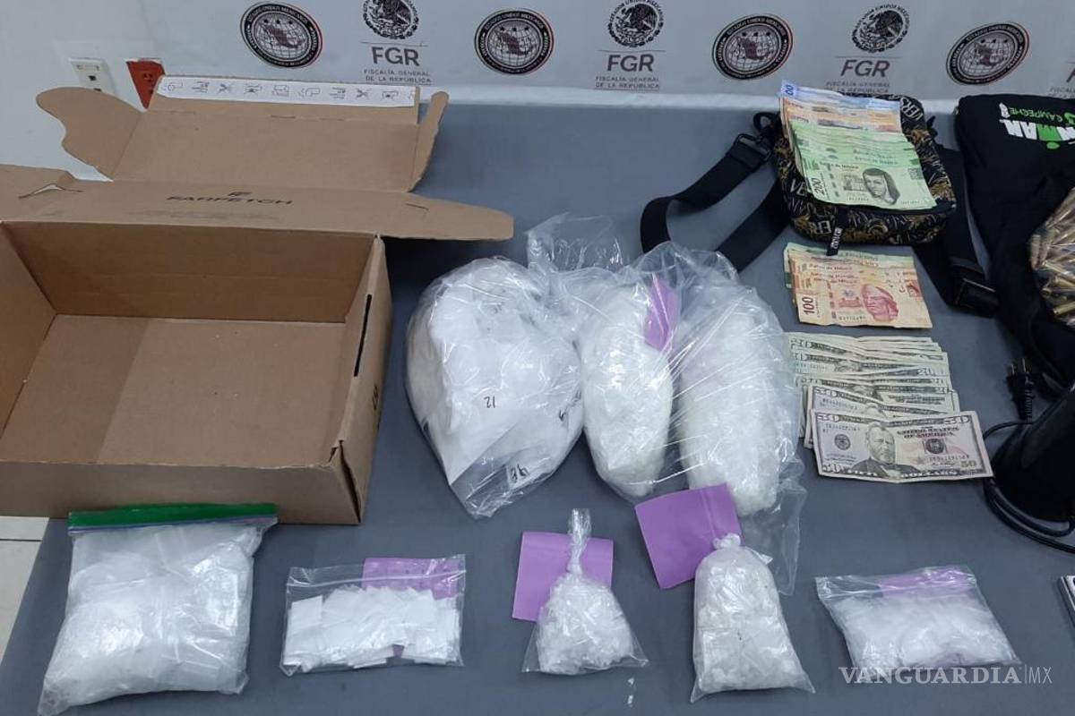 En Nuevo León detiene la FGR a hombre con droga y material bélico