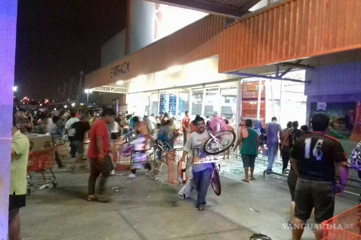 Saqueos en Veracruz tras protestas por el gasolinazo (Fotos)